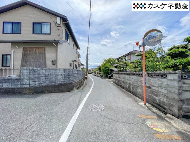 北側接道：公道　約4.6ｍ