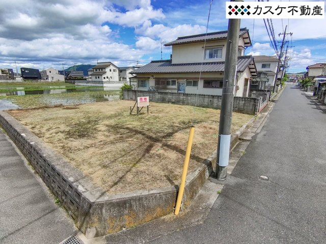 陽当り良好な角地！建築しやすい綺麗な更地です。