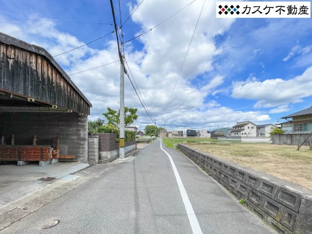 北側接道：公道　約4.6ｍ