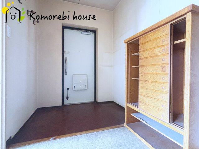 広々した玄関です