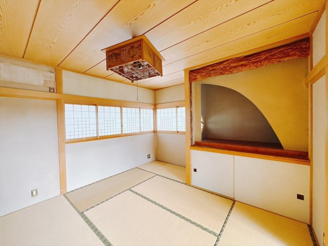 ■和室｜和室でしか味わえない畳ならではの香りや素材で和のやすらぎを感じてください♪休日はお子様とお昼寝するのにも最適です！