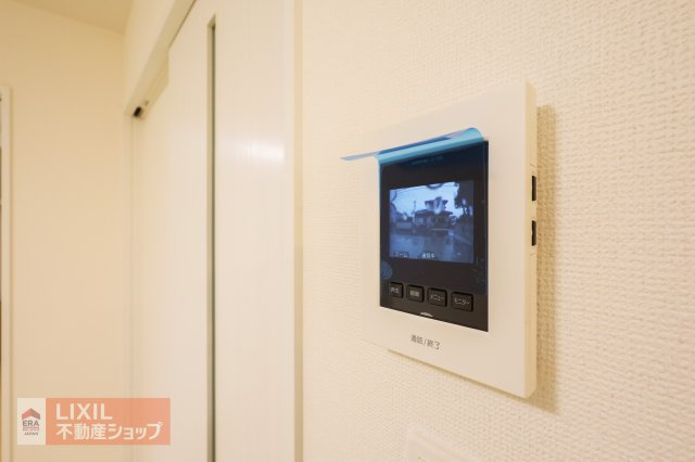 現地完成写真。カラーTVインターホン。