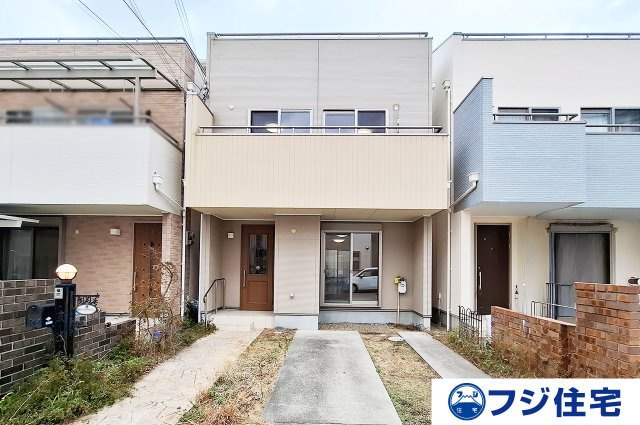 外観：327002322018