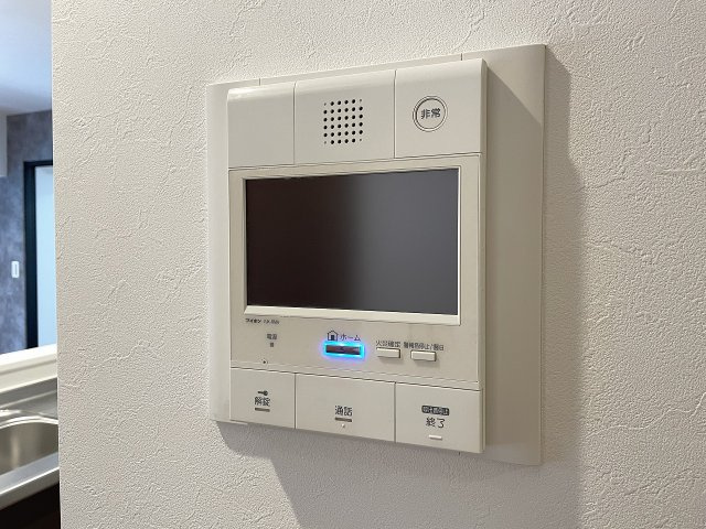 TVモニター付きインターホンで、来訪者をしっかり確認出来ます。　
