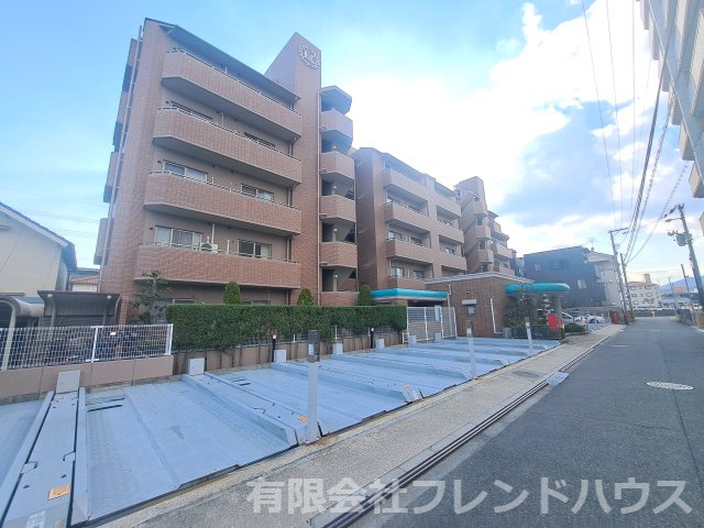 外観：334000213325