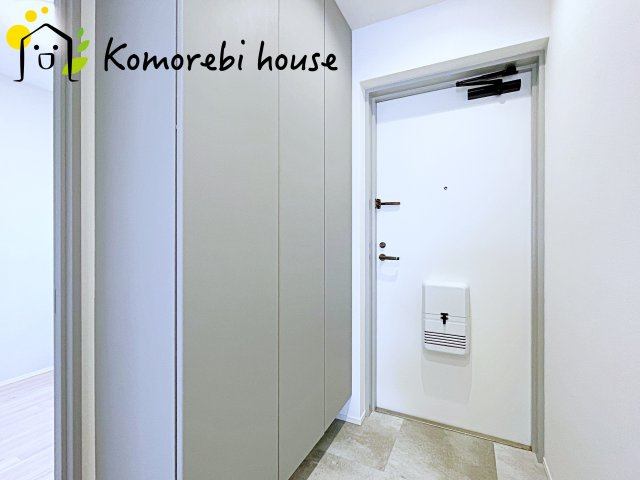 毎日通る玄関はこちらです
