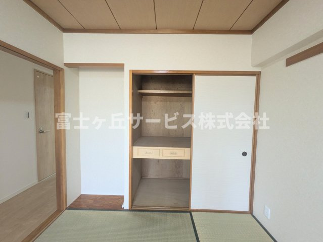収納です