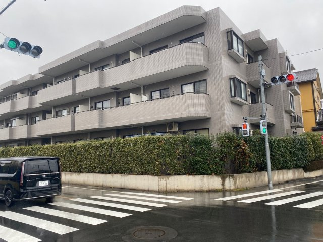 apartment 石川県金沢市長土塀２丁目5-27　メリディアンコート1　1階