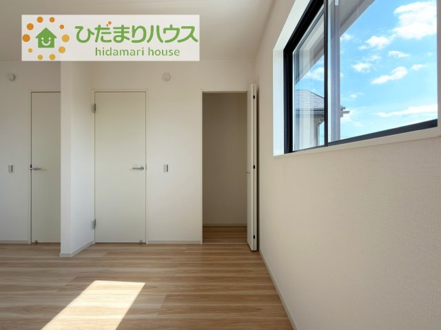 全室にクローゼットが付いていて、お部屋の住空間もスッキリ広々使えそうです(^^)