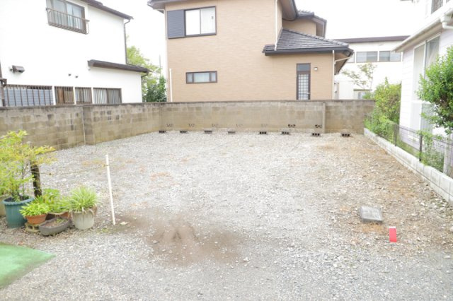 最寄り駅が近いなどの交通アクセスが良い土地だと暮らしやすいですよね。通勤・通学の観点から土地を選ぶことも大切です！自身や家族のライフワークからあったの物件を探しましょう！当社営業がお力になります！