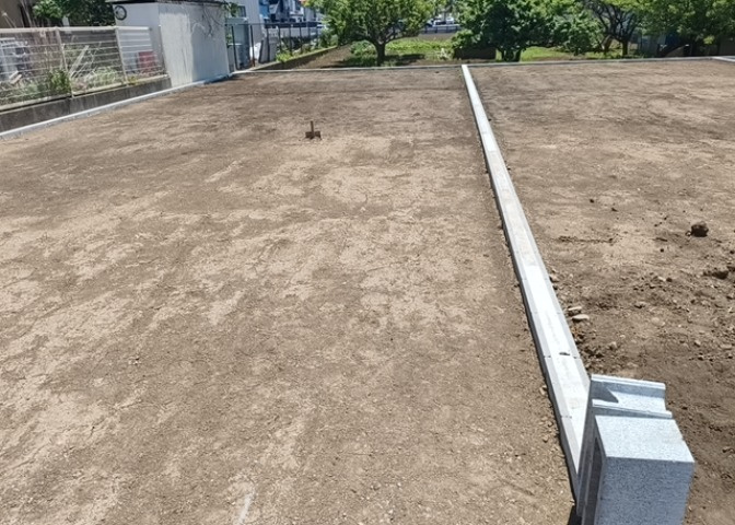 人が暮らすうえで日光は大切な要素となります。日当たりの良さは譲れないポイントですね。併せて近くに大きな建築物の建築予定がないか、あるいはそれが可能な土地が近くにないか事前に確認することもお勧めします。