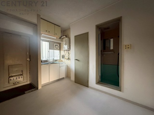 リフォーム物件。リフォーム内容（畳表替、襖張替、トイレクロス張替、DK・トイレ・土間CF張替、流し台取替、換気扇取替など）