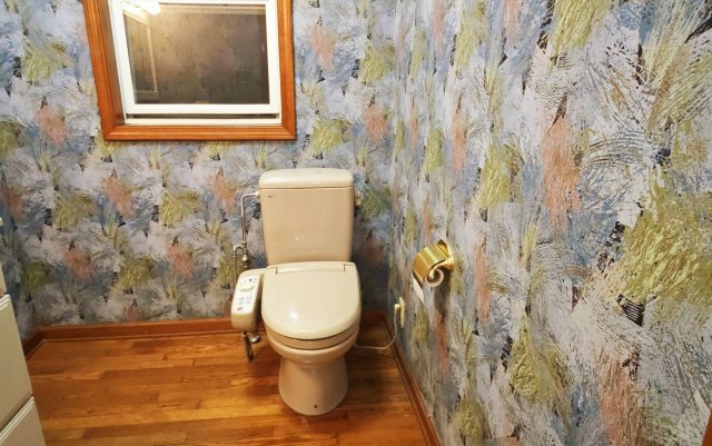 2階トイレは洗面台と一緒になっています！