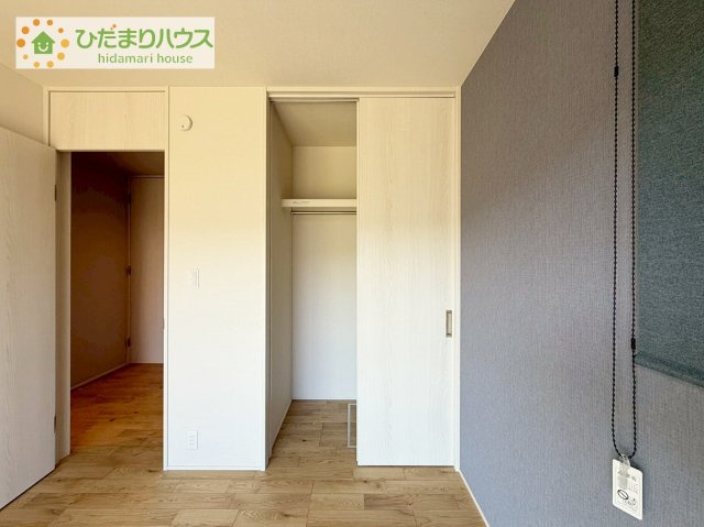 ハンガーパイプ付でお洋服の出し入れもラクラクです！