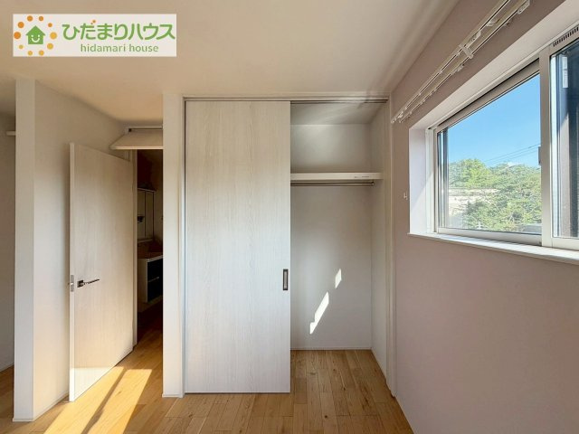 全室にクローゼットが付いていて、お部屋の住空間もスッキリ広々使えそうです(^^)
