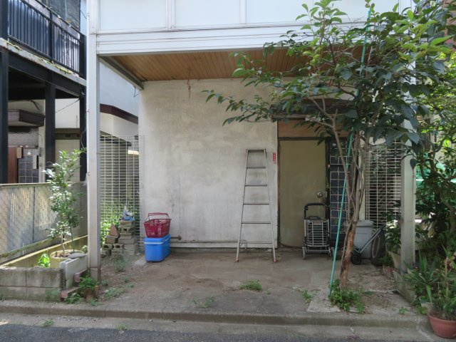 ちょっとした収納スペースも充実しています