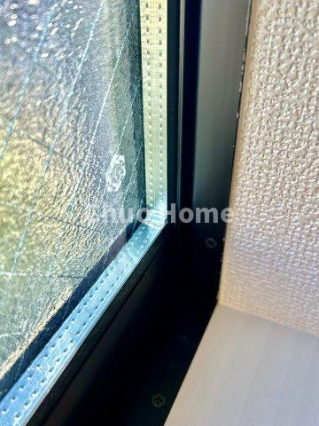 【ペアガラス】断熱性・遮熱性・防音性に優れたLow-Eペアガラスを使用しております。