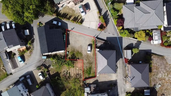 【笛吹市御坂町成田　売土地の外観】