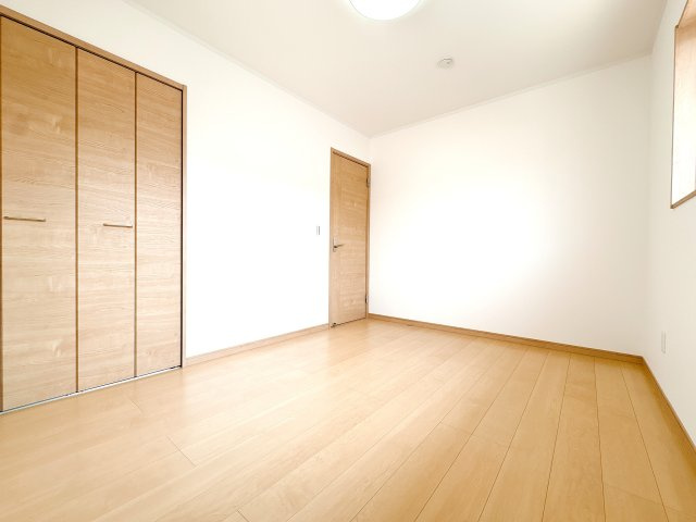 2Ｆ南西洋室の別角度になります♪