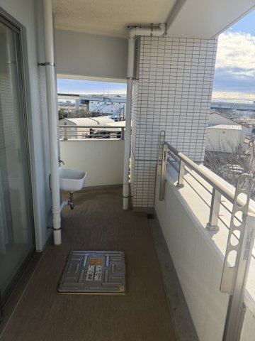 【バルコニー】