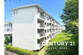 たまプラーザ団地6街区3号棟の外観