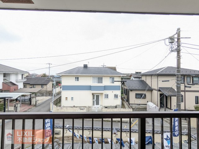 南側は開けていて日当たりも良好です！