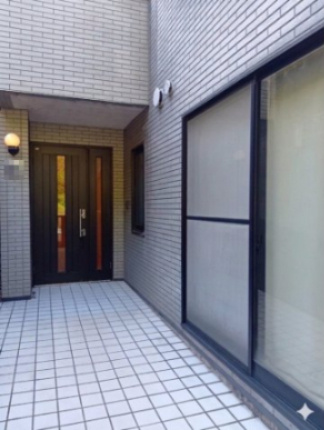 夜はエントランスまでのアプローチをライトアップしてみてはいかがでしょうか？