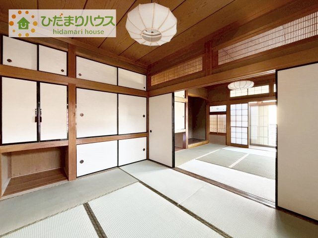 扉を閉じれば来客用のお部屋として！開いて広い空間を作れば、お子様の遊び部屋として使えます！
