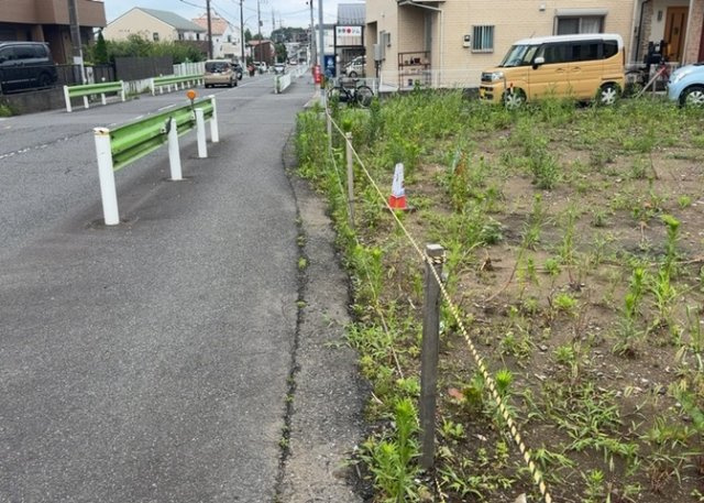 人が暮らすうえで日光は大切な要素となります。日当たりの良さは譲れないポイントですね。併せて近くに大きな建築物の建築予定がないか、あるいはそれが可能な土地が近くにないか事前に確認することもお勧めします。