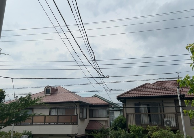 眺望を気にして物件を探す場合、前面に建物が建っていないか現地で確認しましょう！前面に建物があると景色はもちろん、日当たりや風通しにも影響が出てきます。住んだ時のことを想像しながら現地見学をしましょう。