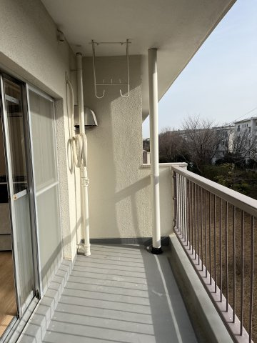 お洗濯物が良く乾きそうな南向きのバルコニーです