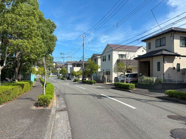 区画整理された綺麗な街並みです。