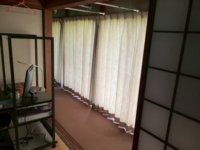 和室に隣接した縁側風のホッとできるくつろぎ空間☆