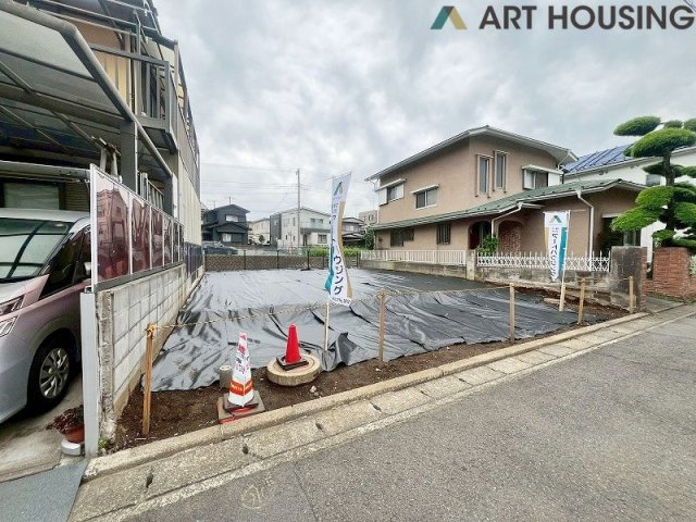 間口約10ｍあり駐車スペース確保できます