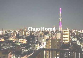 手を伸ばせば、ふれることが出来そうな環境が、そのままインテリアになったような印象です。その豊かな眺望にふさわしい空間には、通風・採光にも優れ、心地よい光と風があふれています