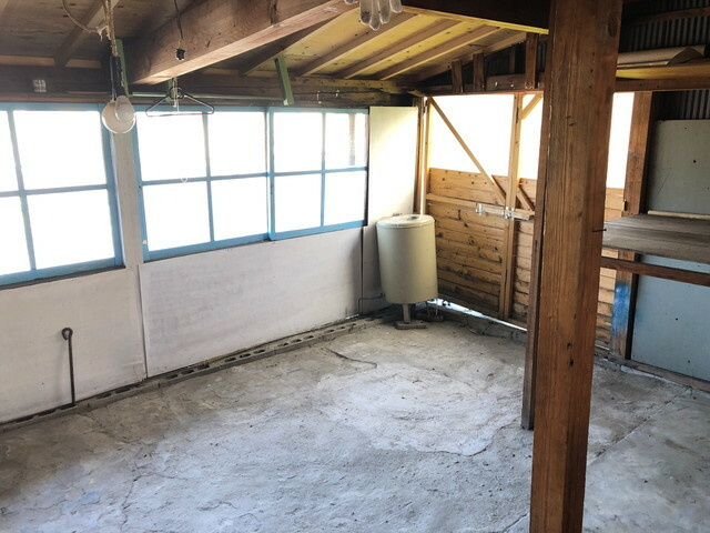 納屋