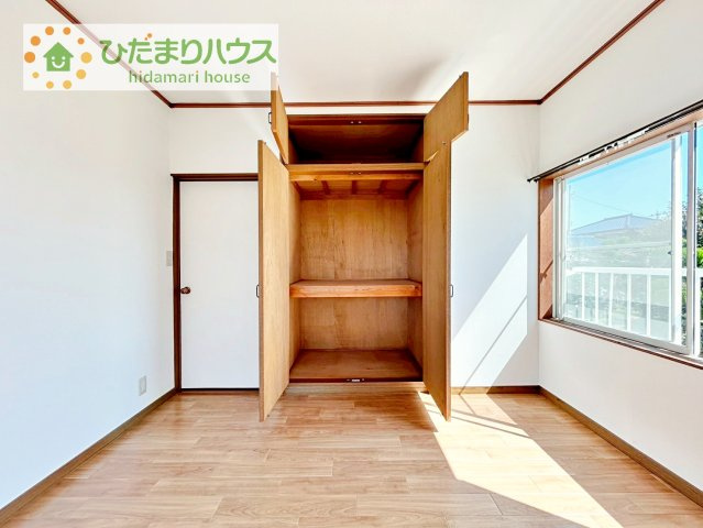 クローゼットタイプの収納は荷物がどこにあるかすぐに見つかります！