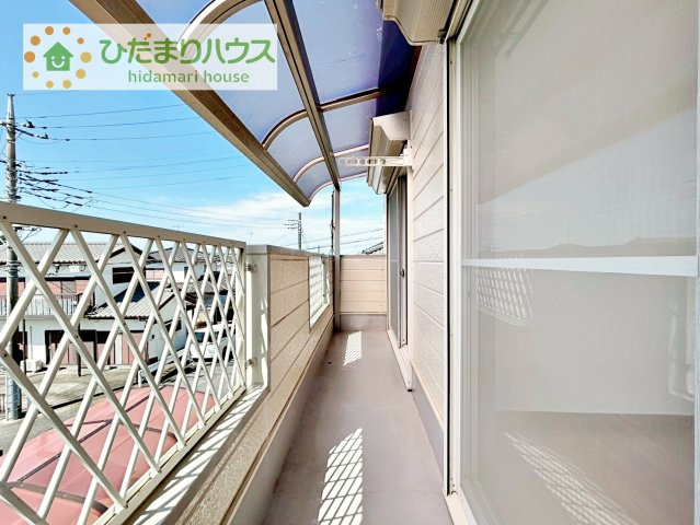 ワイドなバルコニーで、ご家族全員のお洋服もらくらく干せちゃいます(　*´艸｀)