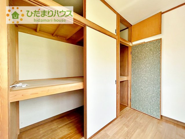 横開き収納はしまったものの出し入れに便利です＼(^o^)／