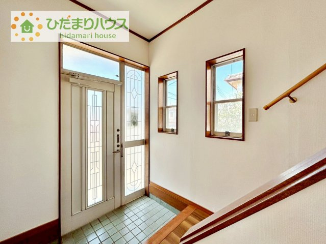 玄関が広いので親子で並んで仲良く靴が履けますね(^^)/