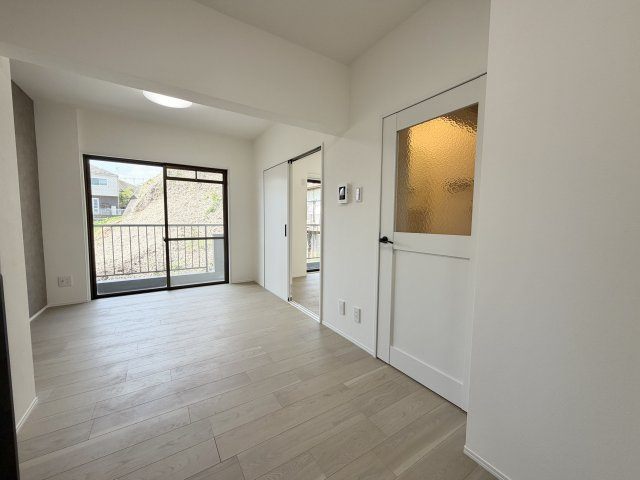 リフォームで生まれ変わったお部屋。新生活を迎える方におすすめです。