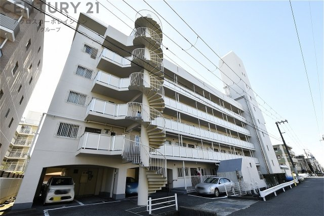 外観：328000601084