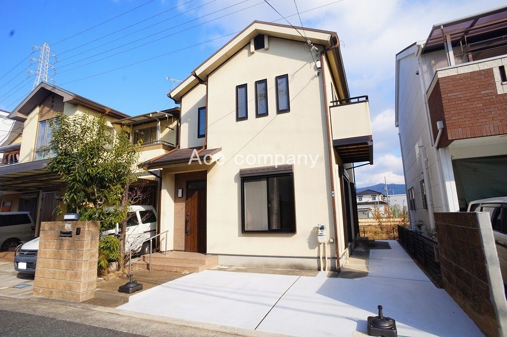 外観：327002232778