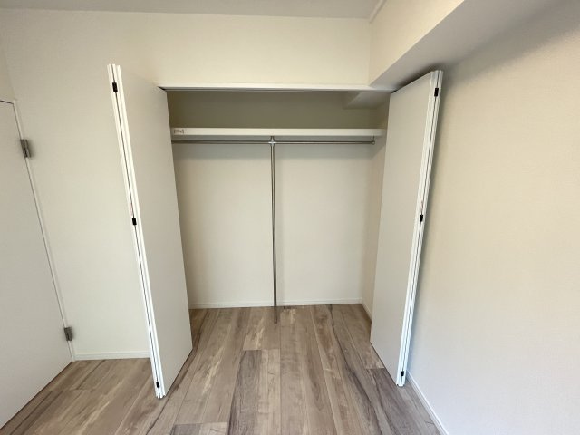 各居室に収納がついており、家族で使い分けしやすくなっています。　