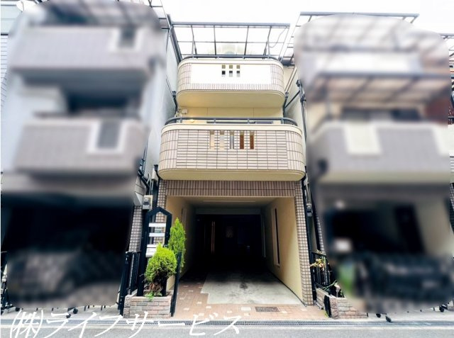 外観：327002167015