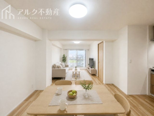 ダイニング※AIステージング実施