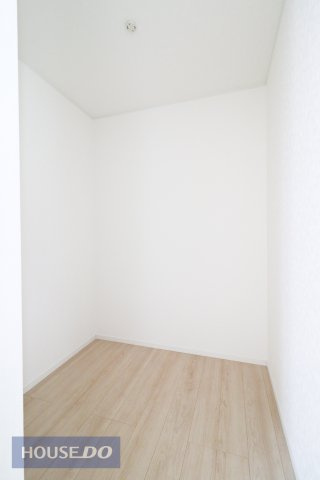 【収納】現地完成写真。しっかり収納がついております！