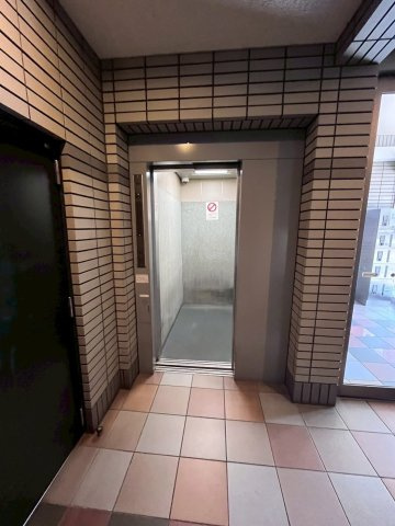 エレベータ
