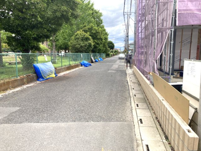 久喜市吉羽3丁目（全8棟）前面道路