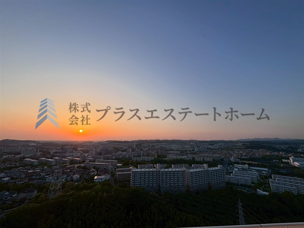 33階建ての30階南西角部屋♪淡路島や明石海峡大橋まで見渡せます♪